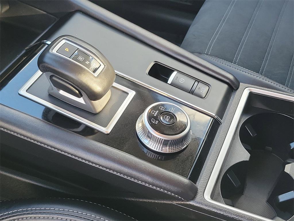 used 2024 Mitsubishi Outlander car, priced at $24,296