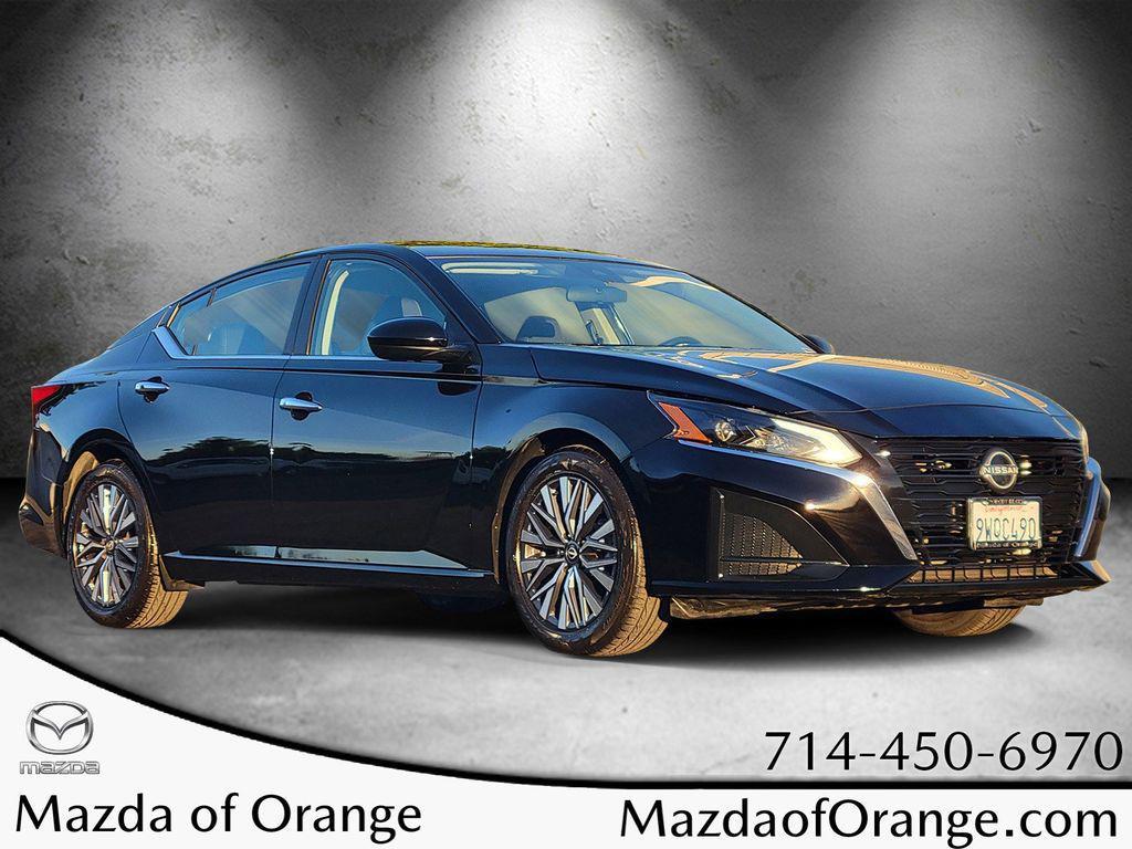used 2023 Nissan Altima car, priced at $17,274