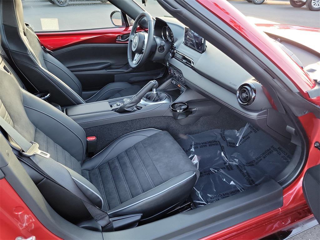 new 2025 Mazda MX-5 Miata RF car, priced at $43,310