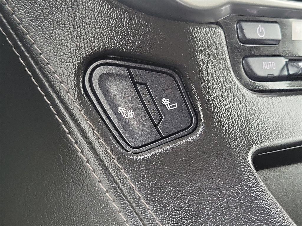 used 2019 Chevrolet Suburban car, priced at $21,992