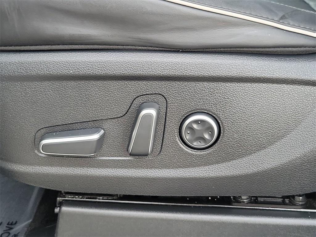 used 2023 Hyundai Palisade car, priced at $28,288