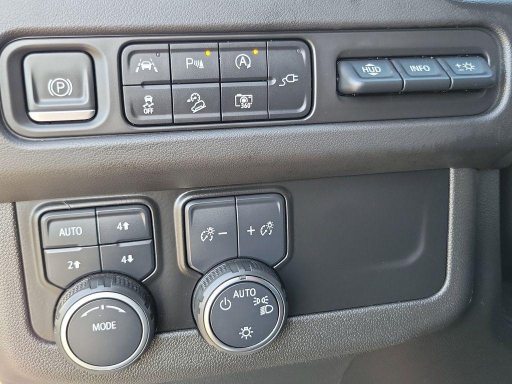 used 2022 Chevrolet Tahoe car, priced at $60,724