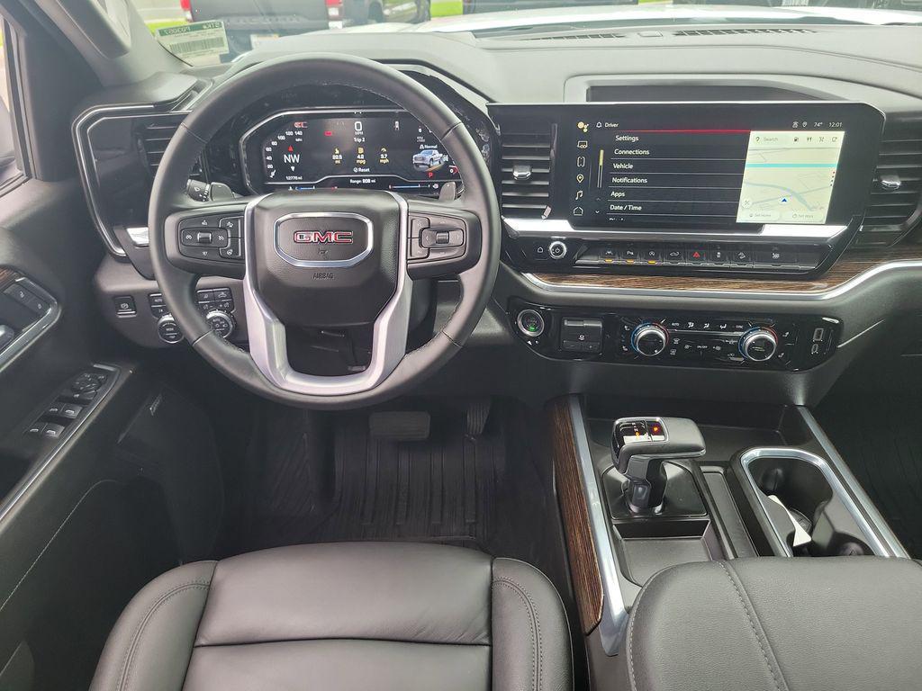 used 2025 GMC Sierra 1500 car, priced at $50,977
