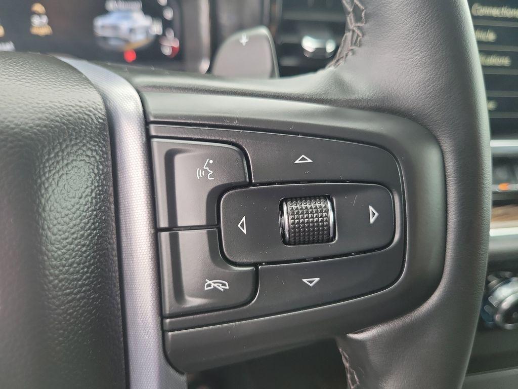 used 2025 GMC Sierra 1500 car, priced at $50,977