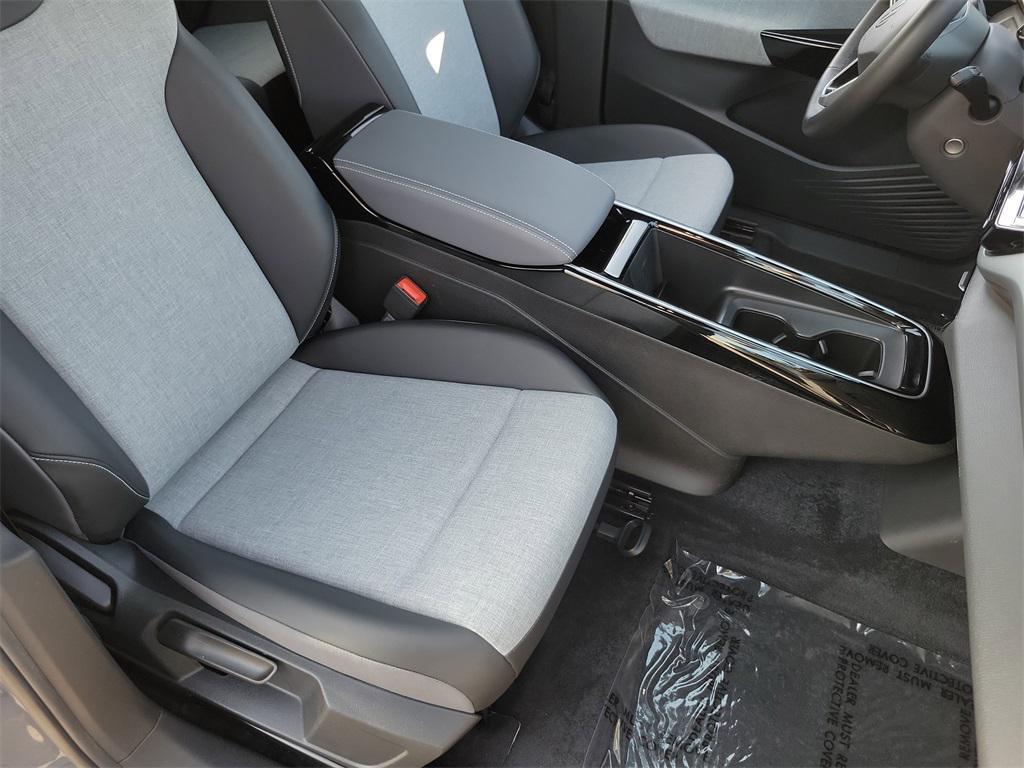 used 2023 Volkswagen ID.4 car, priced at $15,546