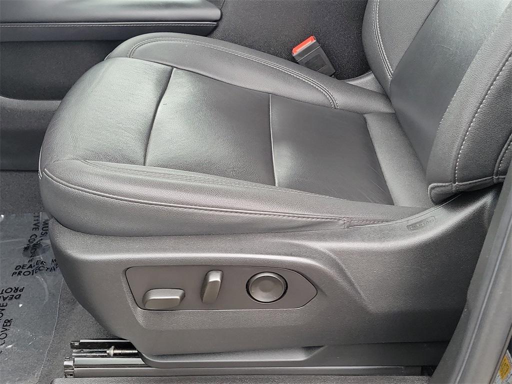 used 2023 Chevrolet Tahoe car, priced at $41,992