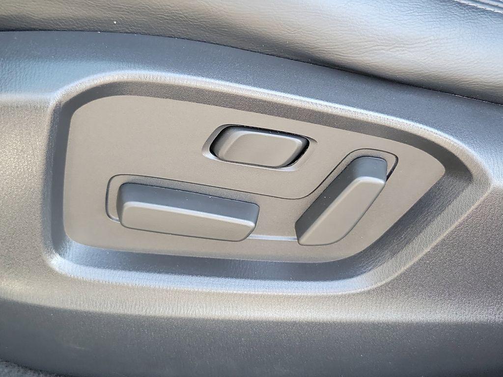 used 2022 Mazda CX-9 car, priced at $28,950