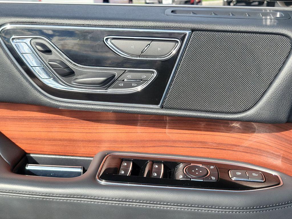 used 2024 Lincoln Navigator car, priced at $64,901