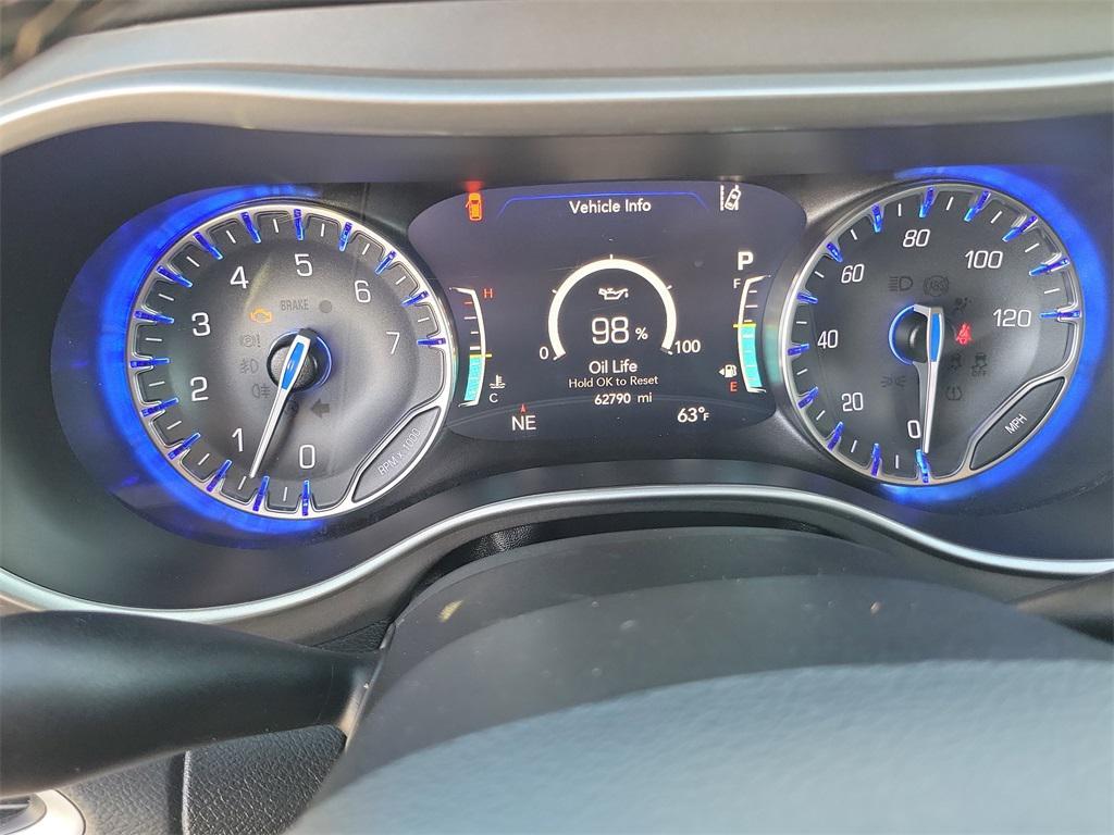 used 2023 Chrysler Pacifica car, priced at $22,313