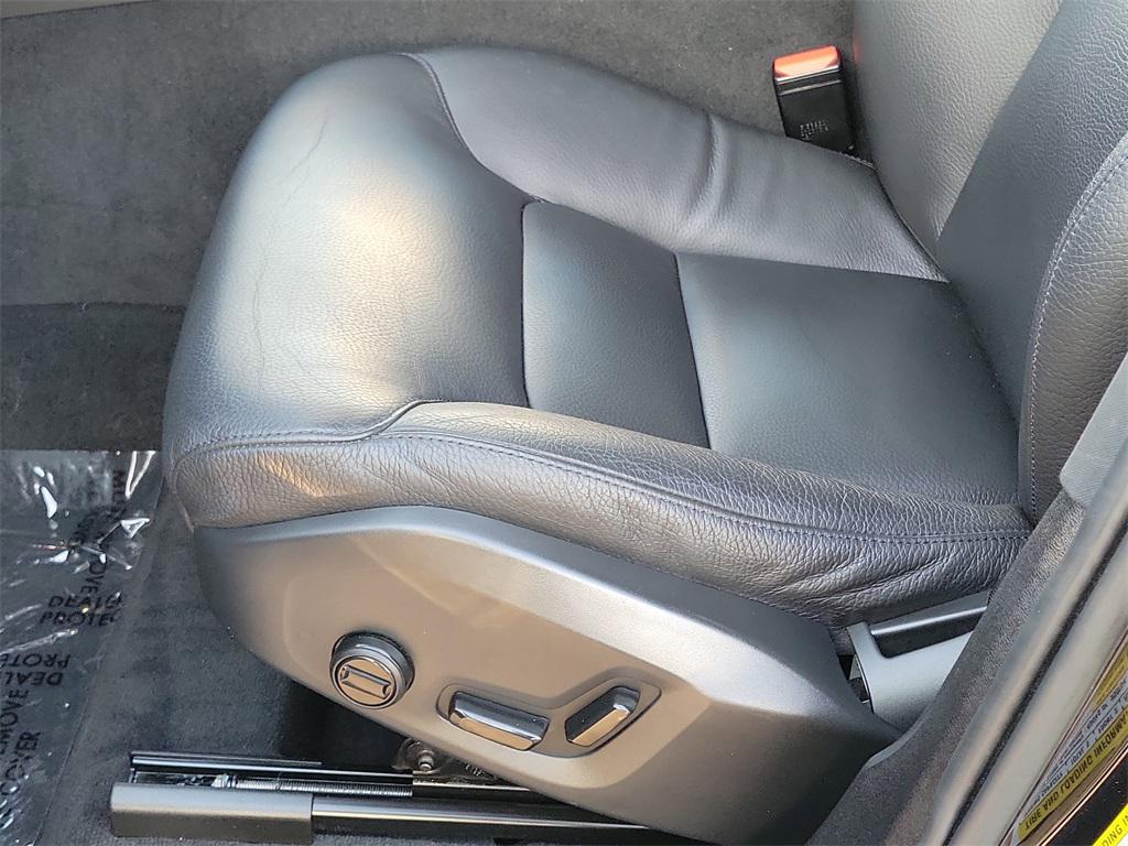 used 2023 Volvo XC60 car, priced at $28,164