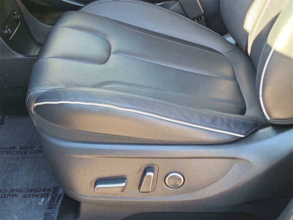 used 2024 Hyundai Palisade car, priced at $30,744