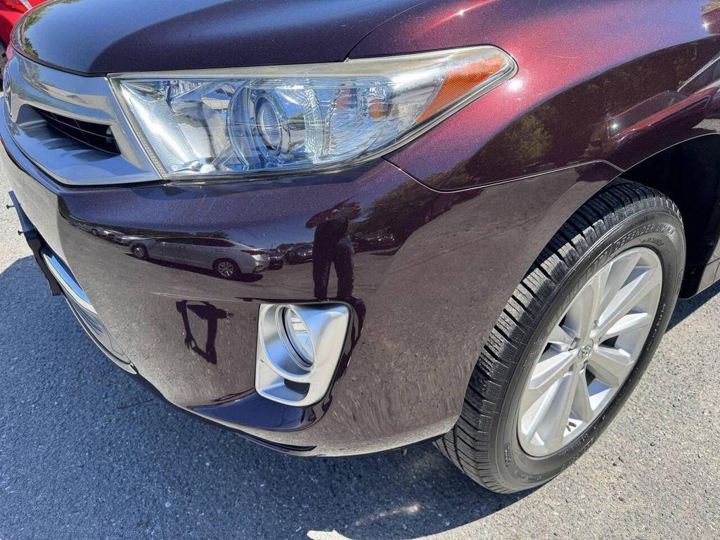 used 2013 Toyota Highlander Hybrid car, priced at $18,495