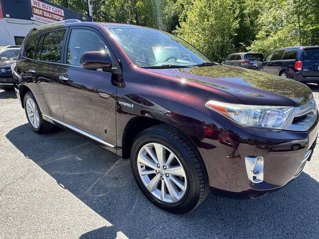 used 2013 Toyota Highlander Hybrid car, priced at $18,495