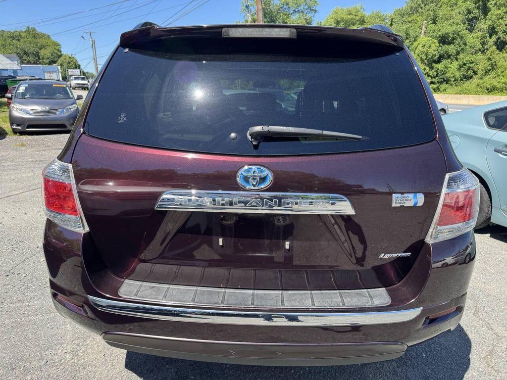 used 2013 Toyota Highlander Hybrid car, priced at $18,495