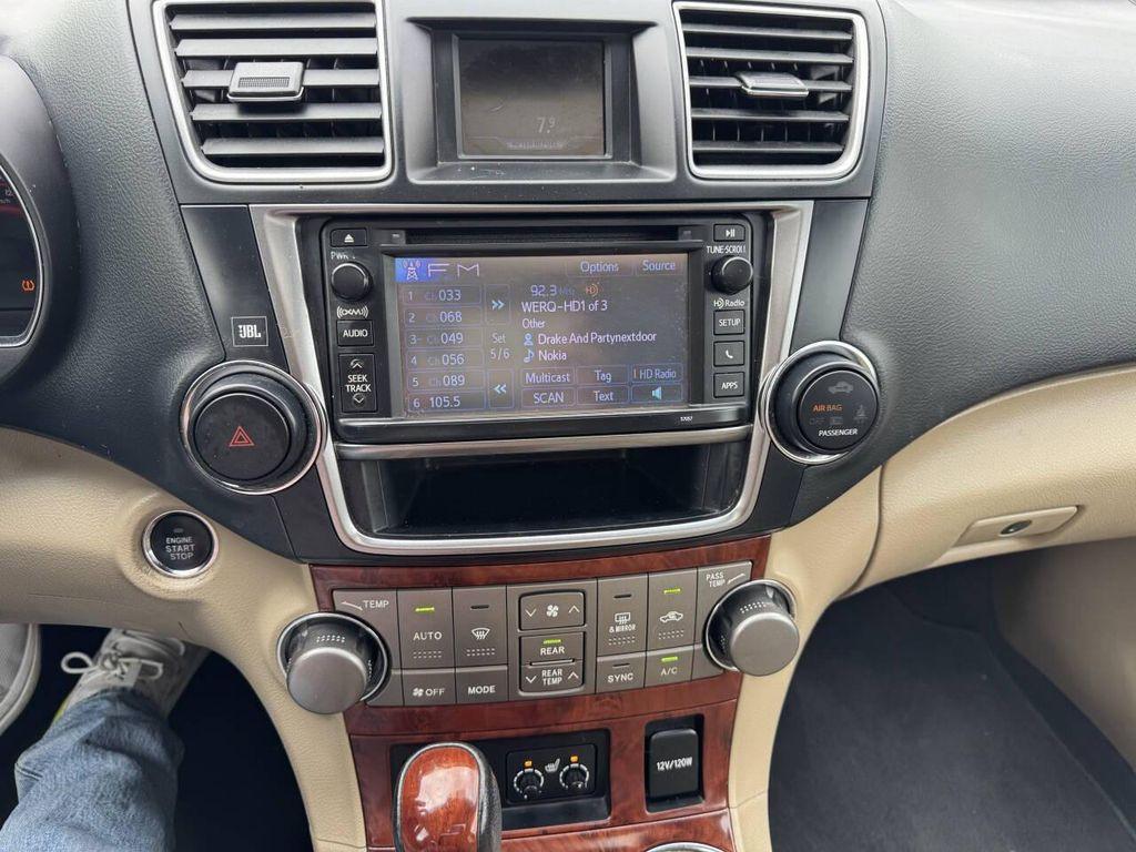 used 2013 Toyota Highlander car, priced at $9,795