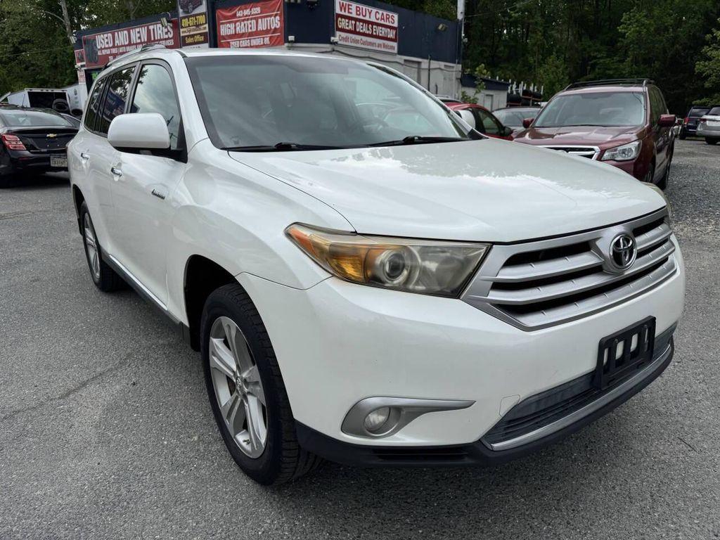 used 2013 Toyota Highlander car, priced at $9,795