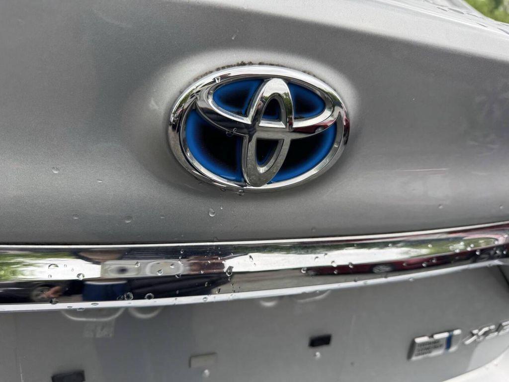 used 2015 Toyota Camry Hybrid car, priced at $9,995