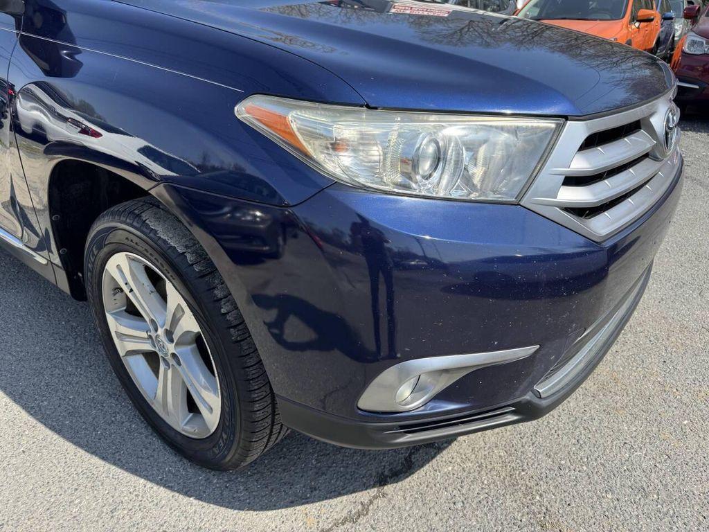 used 2013 Toyota Highlander car, priced at $13,495