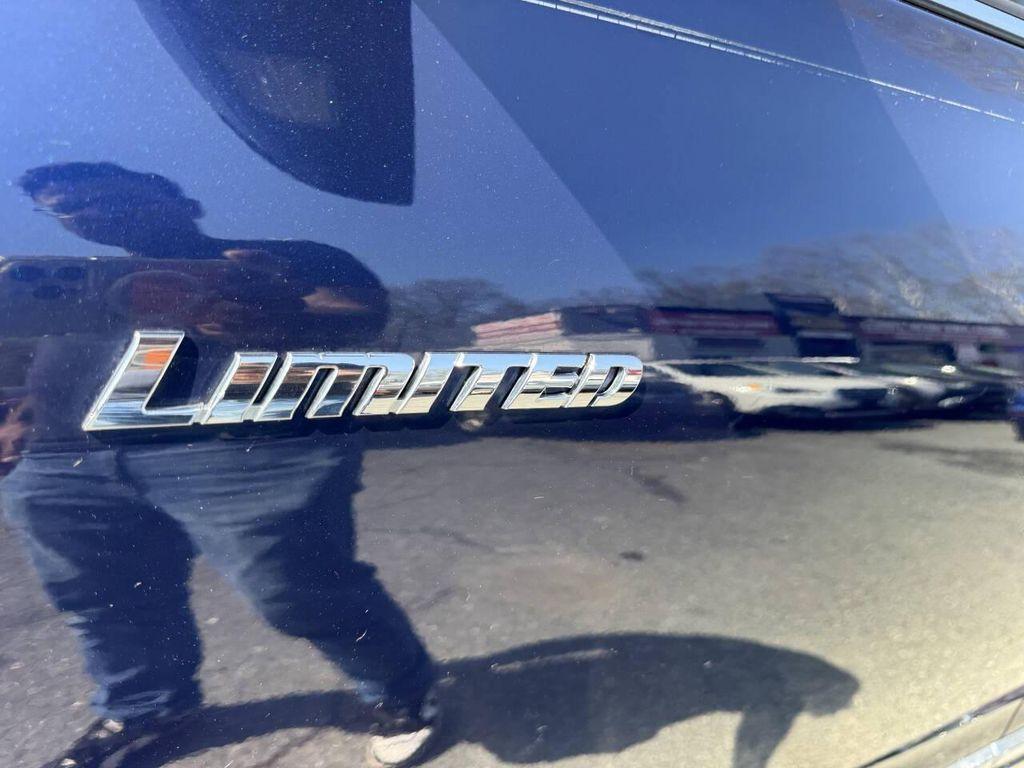 used 2013 Toyota Highlander car, priced at $13,495