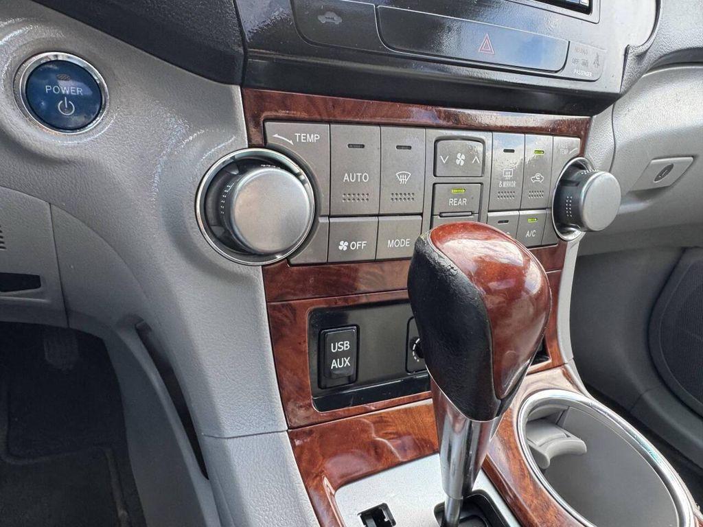 used 2011 Toyota Highlander Hybrid car, priced at $13,495