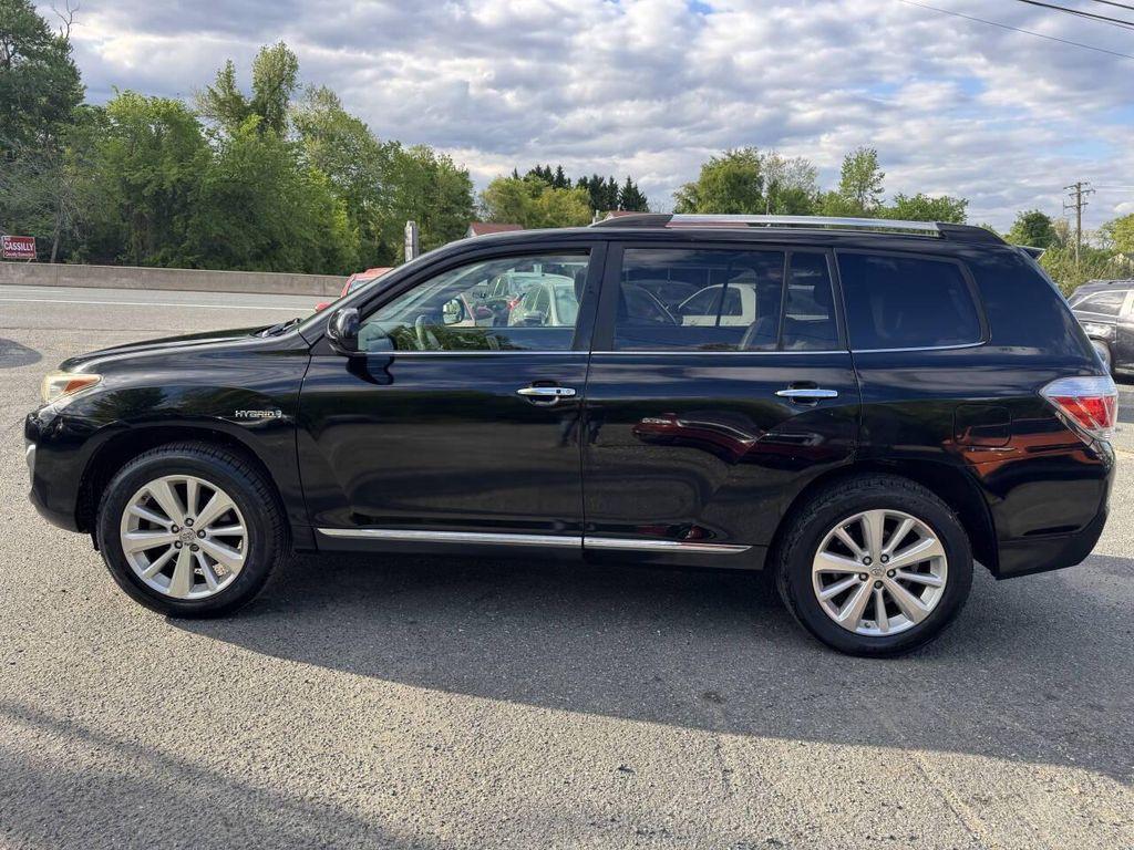 used 2011 Toyota Highlander Hybrid car, priced at $13,495