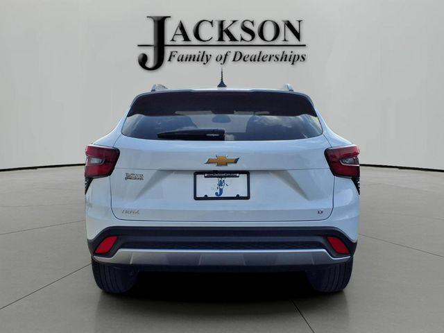 new 2026 Chevrolet Trax car, priced at $27,280