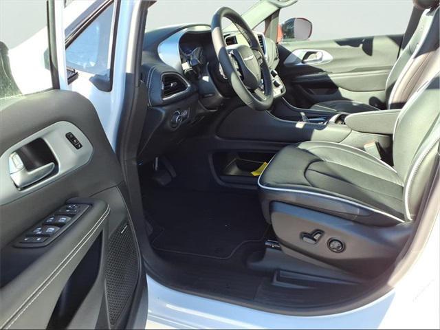 new 2026 Chrysler Pacifica car, priced at $54,500