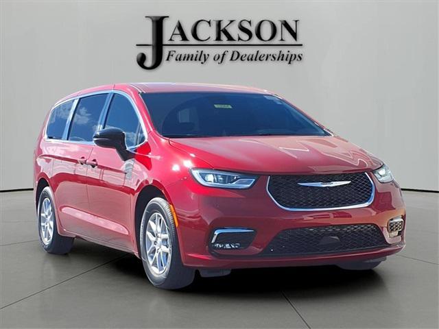 new 2026 Chrysler Pacifica car, priced at $43,500