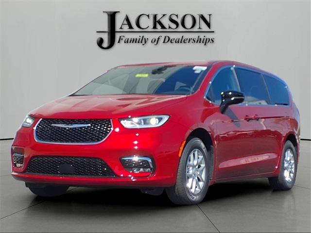 new 2026 Chrysler Pacifica car, priced at $43,500