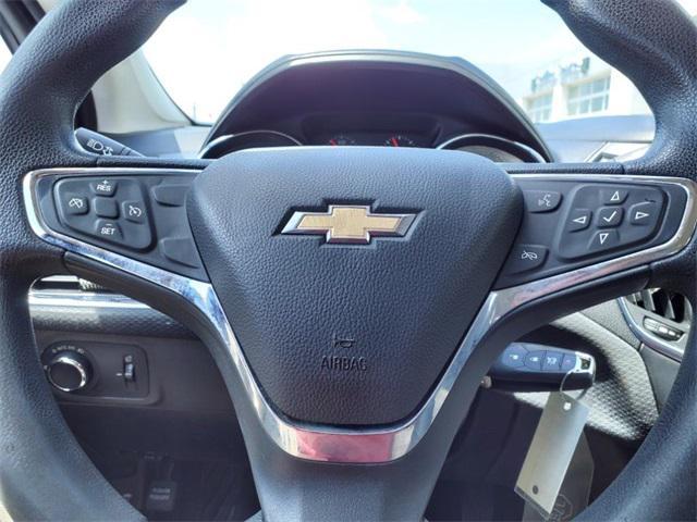 2017 Graphite Metallic Chevrolet Cruze