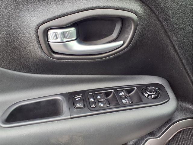 used 2022 Jeep Renegade car, priced at $23,878