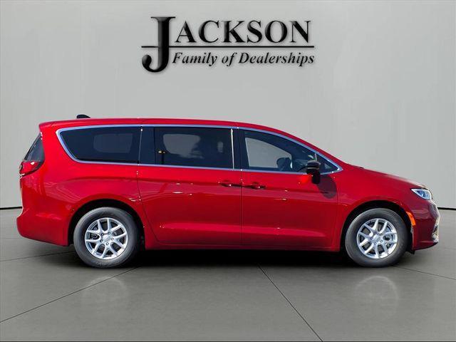 new 2026 Chrysler Pacifica car, priced at $42,000