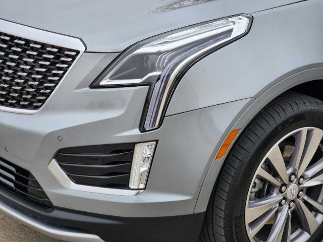 used 2025 Cadillac XT5 car, priced at $36,977