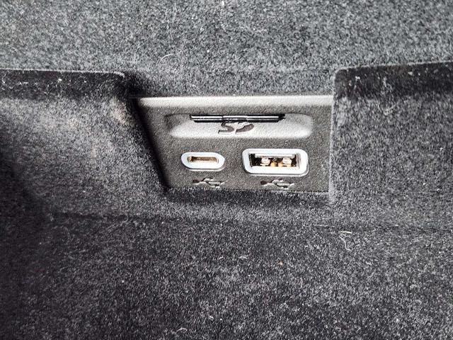 used 2025 Cadillac XT5 car, priced at $36,977