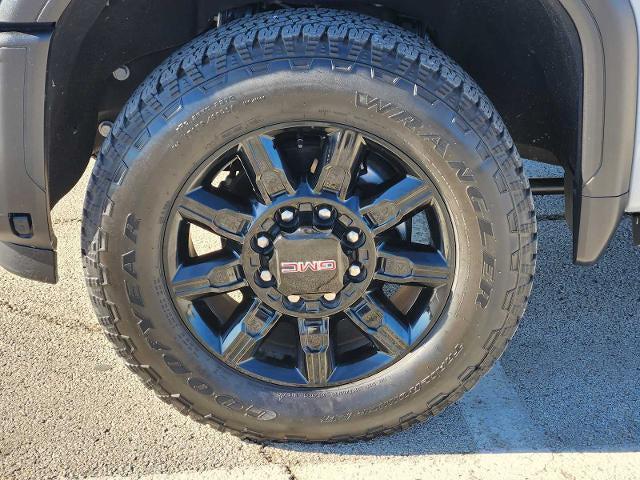 used 2025 GMC Sierra 2500 car, priced at $74,977