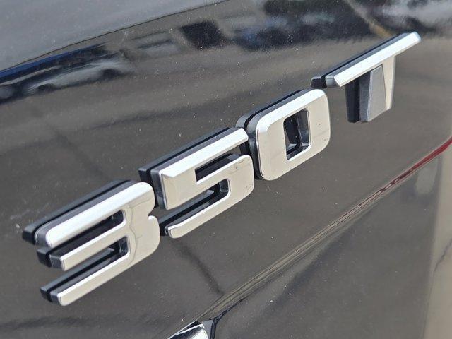 new 2025 Cadillac XT5 car, priced at $46,415