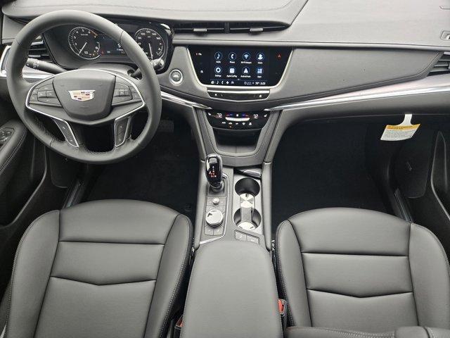 new 2025 Cadillac XT5 car, priced at $46,415