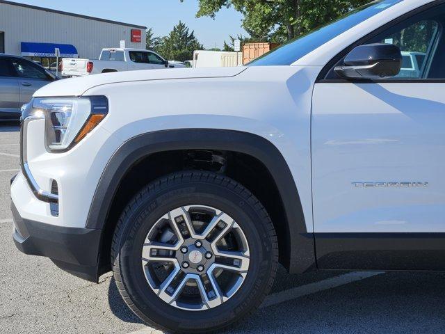 new 2026 GMC Terrain car, priced at $30,640