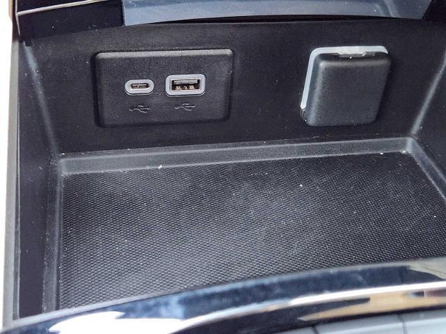 used 2023 Buick Envision car, priced at $15,977