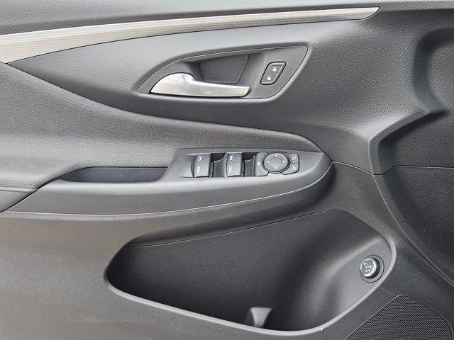 new 2026 Buick Envista car, priced at $32,090