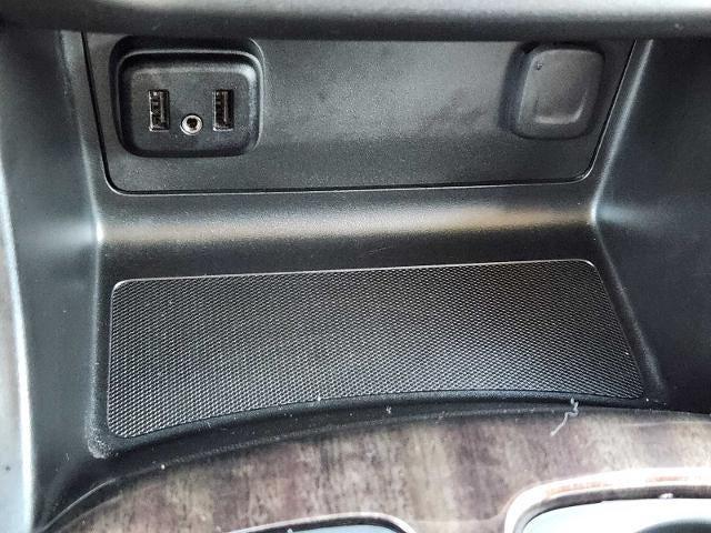 used 2022 GMC Canyon car, priced at $26,977