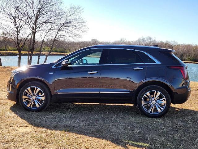 used 2025 Cadillac XT5 car, priced at $37,977