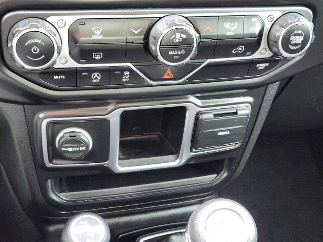 used 2022 Jeep Gladiator car, priced at $29,977