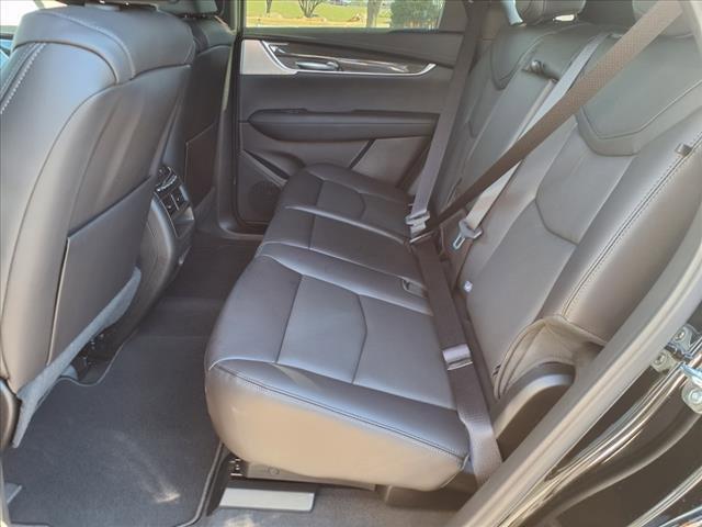 new 2025 Cadillac XT5 car, priced at $54,588