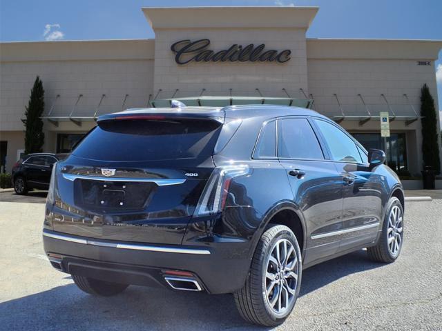 new 2025 Cadillac XT5 car, priced at $54,588