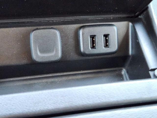 used 2019 GMC Yukon XL car, priced at $35,977