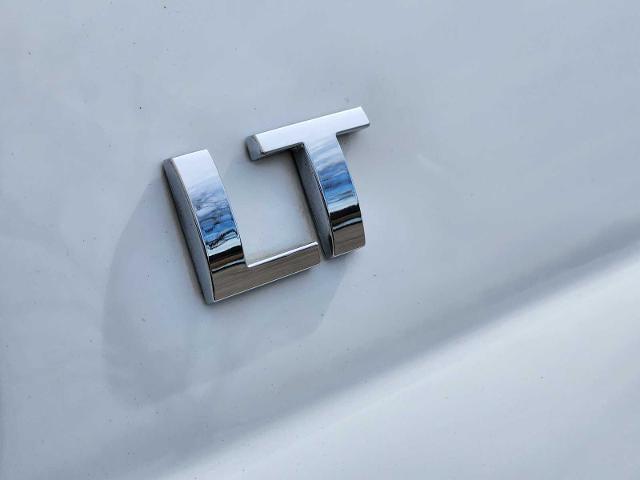 used 2015 Chevrolet Suburban car, priced at $13,977