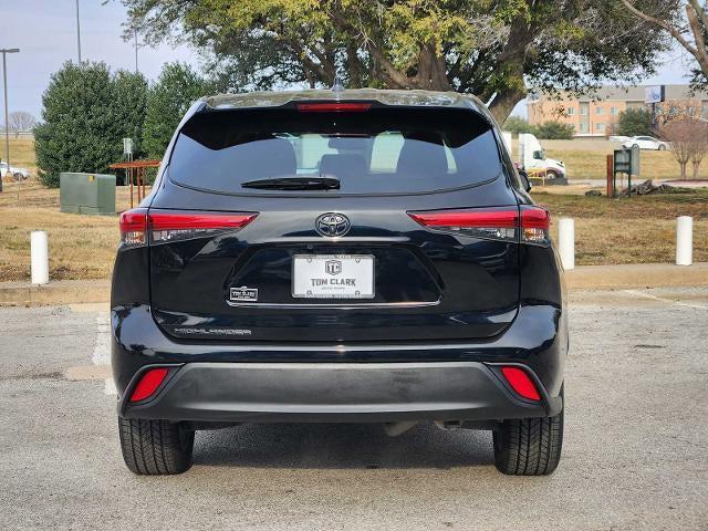 used 2022 Toyota Highlander car, priced at $28,977