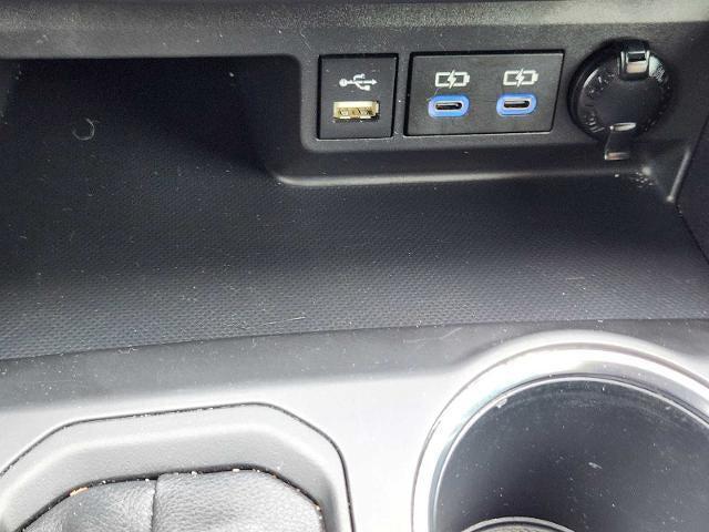 used 2022 Toyota Highlander car, priced at $28,977