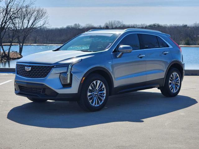 used 2025 Cadillac XT4 car, priced at $35,977